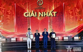 Trao giải cuộc thi và triển lãm ảnh nghệ thuật cấp Quốc gia ‘Tự hào một dải biên cương’ 
