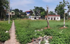 Đất phía trong không có lối đi, có được tách thửa để bán?