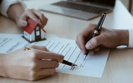 Không giữ sổ đỏ khi mua đất, có sang tên được không?