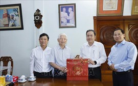 Chủ tịch Quốc hội Trần Thanh Mẫn thăm, chúc Tết nguyên lãnh đạo Đảng, Nhà nước