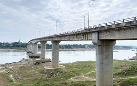 Phấn đấu hoàn thành cầu sông Lô mới trước Tết năm 2027