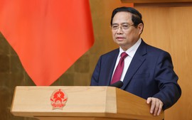 Thủ tướng: Xây dựng luật phải phân cấp, phân quyền tối đa và cắt giảm mọi thủ tục rườm rà