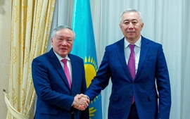 Kazakhstan sẵn sàng thúc thúc đẩy hợp tác, kết nối với với Việt Nam trong phát triển trung tâm tài chính quốc tế
