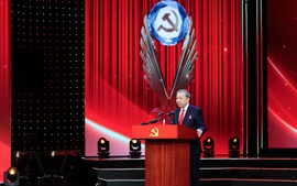 Công tác thông tin, tuyên tuyền phải là 'pháo lệnh', 'trống trận' cổ vũ toàn Đảng, toàn dân