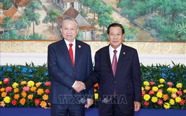 Cuộc gặp giữa Bộ Chính trị Đảng Cộng sản Việt Nam và Ban Thường vụ Trung ương Đảng Nhân dân Campuchia