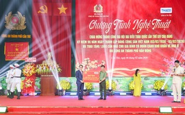 Công an TP. Cần Thơ trao 1.000 căn nhà – lan tỏa 'điểm tựa lòng dân'