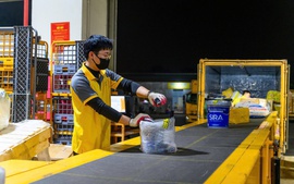 Số bưu gửi tăng đến 30%, các bưu cục giao dịch trung tâm sẽ mở cửa đến hết ngày 15/2