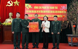Phó Thủ tướng Phạm Thị Thanh Trà chúc Tết, động viên cán bộ, chiến sĩ Đồn Biên phòng Bát Xát