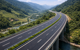 Thực hiện Dự án cao tốc Sơn La - Điện Biên - cửa khẩu Tây Trang (giai đoạn 1) theo hình thức đầu tư công