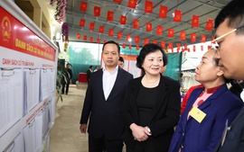 Mạnh dạn đưa cán bộ trẻ, có triển vọng từ cấp tỉnh về cơ sở