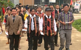 Chùm ảnh: Rộn ràng không khí ngày bầu cử tại các xã biên giới, hải đảo, vùng sâu, vùng xa