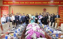 MSD nhận Bằng khen Bộ Y tế mừng kỷ niệm 30 năm hoạt động tại Việt Nam