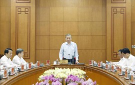 Tiếp tục kiên quyết, kiên trì đấu tranh chống 'giặc nội xâm' với tư duy, cách làm mới