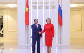 Thủ tướng Chính phủ Phạm Minh Chính gặp Chủ tịch Hội đồng Liên bang Nga