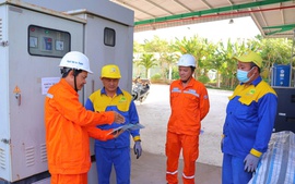 Nắng nóng tiếp tục gia tăng: EVNSPC cảnh báo hoá đơn tiền điện tăng cao