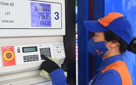 Áp dụng mức thuế bảo vệ môi trường, thuế giá trị gia tăng, thuế tiêu thụ đặc biệt đối với xăng, dầu và nhiên liệu bay trong trường hợp cần thiết vì lợi ích quốc gia