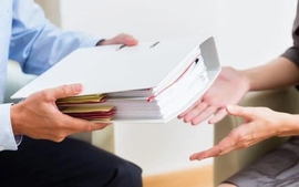 Quy định mới về vận chuyển, giao, nhận và mang tài liệu, vật chứa bí mật nhà nước