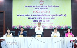 Thường trực Ban Bí thư dự hội nghị tiếp xúc giữa cử tri với người ứng cử Đại biểu Quốc hội