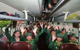 Nô nức 'ngày hội tòng quân' tại các tỉnh Đồng bằng sông Cửu Long