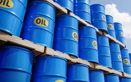 Bế tắc tại eo biển Hormuz tiếp tục tạo bệ phóng cho giá dầu