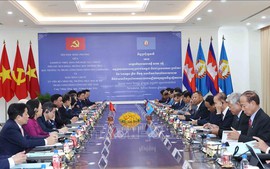 Việt Nam, Campuchia tiếp tục củng cố vững chắc tin cậy chính trị