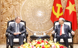 Tổng Bí thư, Chủ tịch nước Tô Lâm tiếp Giám đốc Cơ quan Vệ binh Quốc gia LB Nga