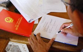 Đất nguồn gốc lấn chiếm muốn cấp sổ đỏ có cần phù hợp mọi quy hoạch?