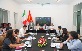 Cơ hội đưa ngành thời trang da giày Việt Nam ra thế giới