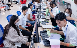 Sáp nhập xã, xác định điều kiện hưởng hỗ trợ học phí thế nào?