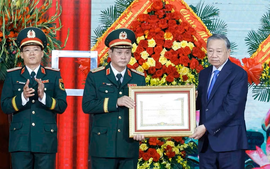 Tổng Bí thư, Chủ tịch nước Tô Lâm: Quân khu 5 phải phát huy vai trò nòng cốt trong xây dựng nền quốc phòng toàn dân