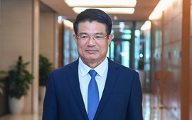 Viện trưởng Viện Kiểm sát nhân dân tối cao Nguyễn Huy Tiến tái đắc cử