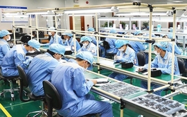 Phát triển công nghiệp bán dẫn theo hướng gắn kết chặt chẽ nghiên cứu - ứng dụng - thị trường