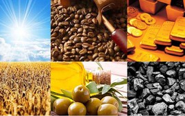 Áp lực nguồn cung lan rộng, thị trường hàng hóa nguyên liệu phân hóa rõ nét