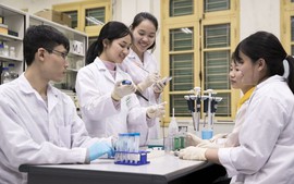 Con thương binh học liên thông có được miễn học phí?