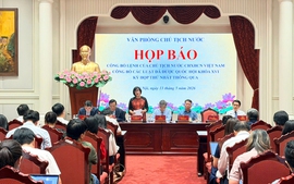 Công bố 9 luật mới, đẩy mạnh phân quyền, phân cấp và chuyển đổi số