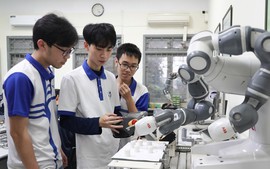 Khát vọng hùng cường và tầm nhìn mới về đại học