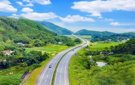 Ưu tiên mở rộng cao tốc 2 làn xe lên quy mô hoàn chỉnh