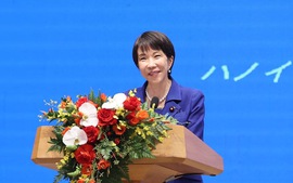 Thủ tướng Nhật Bản: 'Như rồng bay lên, Việt Nam đang phát triển với tốc độ hết sức ấn tượng'