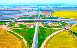 Đặc biệt lưu ý xử lý nền đất yếu khi làm cao tốc khu vực đồng bằng sông Cửu Long