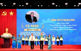 Lãnh đạo ngân hàng được vinh danh học tập và làm theo tư tưởng Hồ Chí Minh