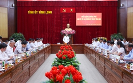 Thủ tướng Lê Minh Hưng làm việc với Ban Thường vụ Tỉnh ủy Vĩnh Long