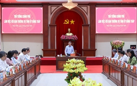 Thủ tướng Chính phủ làm việc với Ban Thường vụ Tỉnh ủy Đồng Tháp