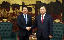 Phó Thủ tướng Thường trực Phạm Gia Túc tiếp Thứ trưởng Bộ Ngoại giao Lào Anouparb Vongnorkeo