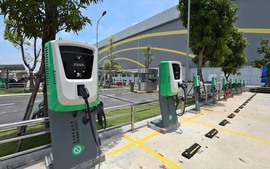 Lắp bổ sung trạm sạc điện trên cao tốc Bắc-Nam