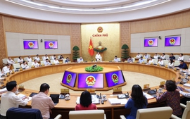 Thủ tướng Lê Minh Hưng chủ trì phiên họp thường kỳ đầu tiên của Chính phủ khóa XVI