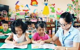 Trẻ em vùng khó khăn có được hưởng đồng thời 2 chính sách hỗ trợ học tập?