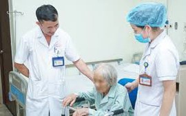 Căn cứ chuyển chức danh nghề tại trung tâm y tế