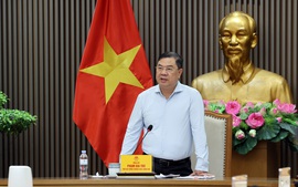Phó Thủ tướng Thường trực Phạm Gia Túc: Hoàn thiện Nghị định mới để tái cơ cấu hệ thống kinh doanh xăng dầu, giảm khâu trung gian