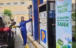 Giá xăng dầu đồng loạt giảm