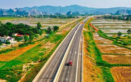 Đẩy nhanh tiến độ đầu tư 5 tuyến cao tốc quan trọng trước năm 2030